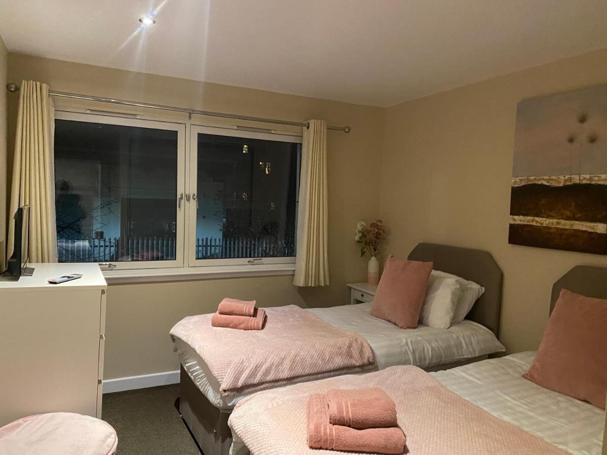 City Centre 2 Bedroom Apartment, Secure Parking. 格拉斯哥 外观 照片
